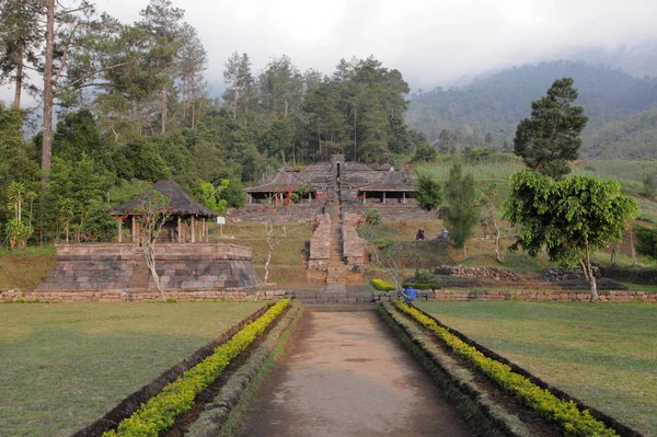 Candi Cetho oude hindoe tempel — Stockfoto