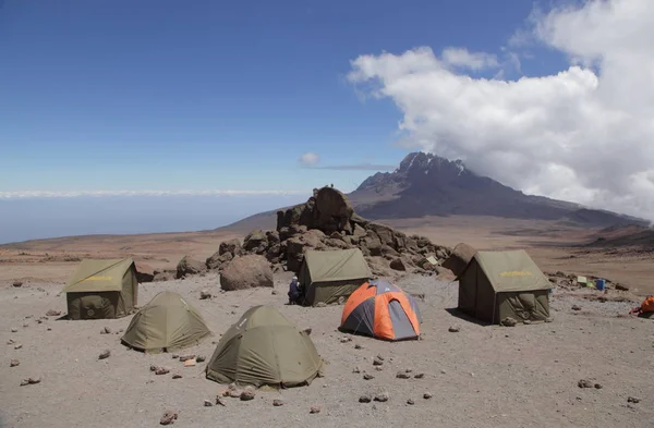 Camping en Kilimanjaro mountain — Foto de Stock