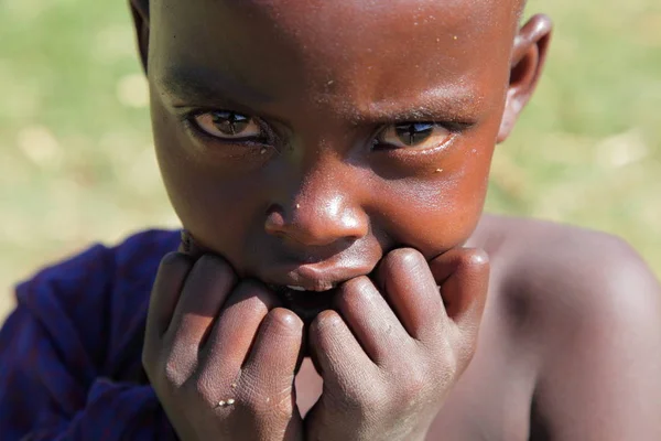 Bambino nei villaggi maasai — Foto Stock