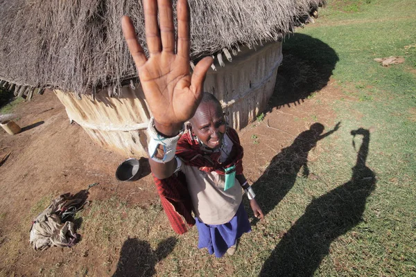 Ο άνθρωπος στα χωριά Μασάι — Φωτογραφία Αρχείου