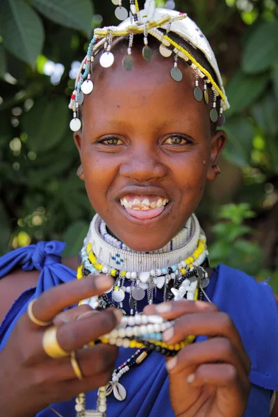 Donna nei villaggi maasai — Foto Stock