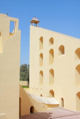 Jaipur şehrinde Jantar Mantar anıt