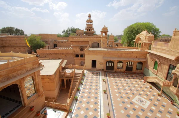 Jaisalmer 포트 안에 오래 된 도시 궁전 — 스톡 사진