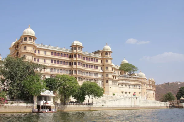 Vista do Palácio da Cidade de Udaipur — Fotografia de Stock