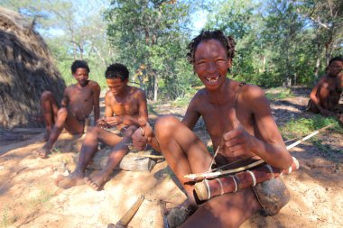San bushmen kalahari Çölü'nde 