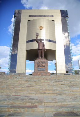 Sam Nujoma, Windhoek heykeli