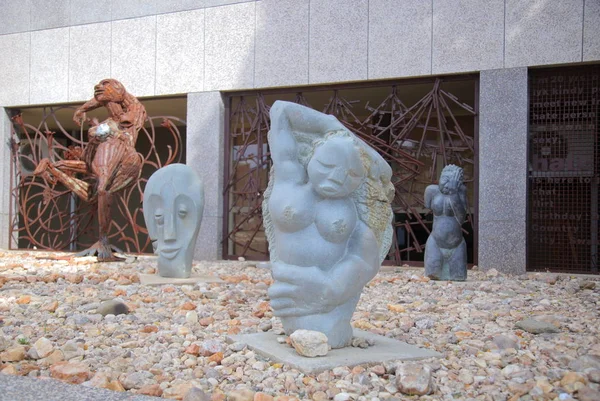 Modern sculpture in Windhoe — Stock Photo, Image