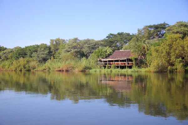 Rio Okavango, acampamento Ngepi — Fotografia de Stock