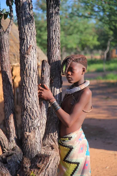 Yerel kadın köy Himba kabilesi
