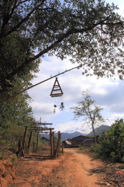 Akha kabile dağ köyü