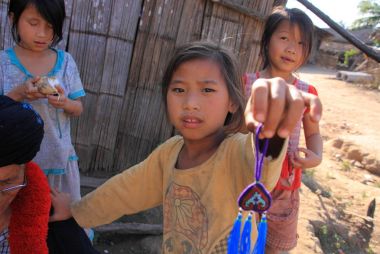 Akha Ya-Er tepe kabile çocuklar