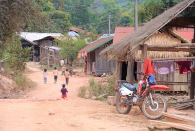 Akha Ya-Er tepe kabile insanlar 