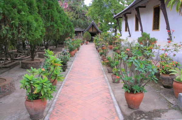 Buddhistický chrám, Luang Prabang, — Stock fotografie