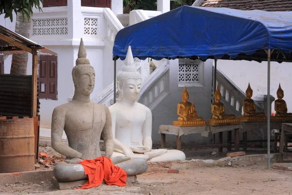 Posągi Buddy w Luang Prabang — Zdjęcie stockowe
