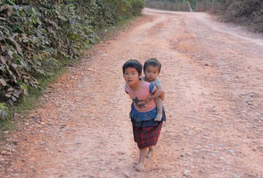 Yerel Vang Vieng çocuklarda  