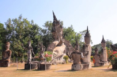 WAT Xieng Khuan Buda'nın park