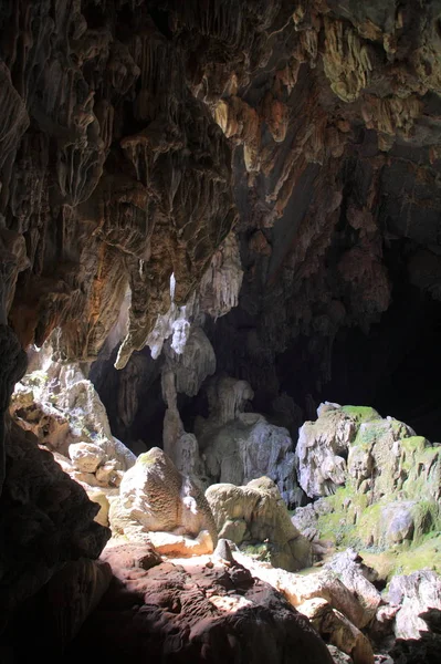 Buddha in Tham Phu Kham cave — Φωτογραφία Αρχείου