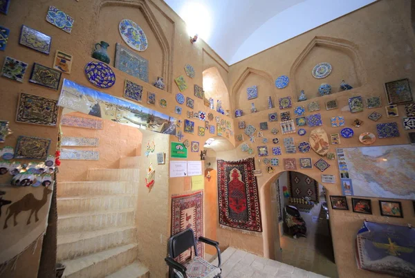 Hagyományos Iráni Tányérok Edények Lemezek Hagyományos Iráni Dísz Yazd Városában — Stock Fotó