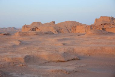 Kerman eyaletinin-Shafi Abad Köyü ve Kaluts (Dasht-e Lut Çölü) 