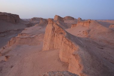 Kerman eyaletinin-Shafi Abad Köyü ve Kaluts (Dasht-e Lut Çölü) 