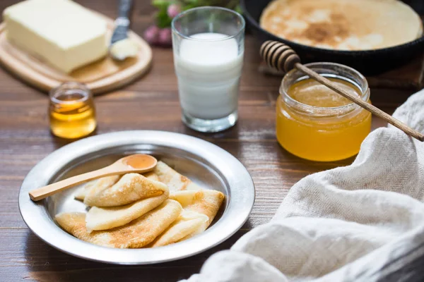 パンケーキとおいしい朝食 — ストック写真