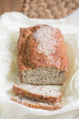 Yulaf unu susam, kepeği ve keten se dan taze pişmiş ekmek