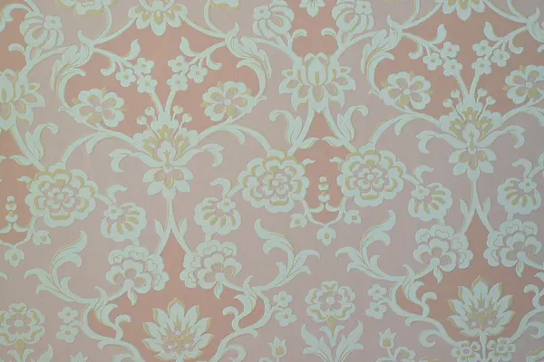 Çiçek desenli pembe kumaş ya da duvar kağıdı