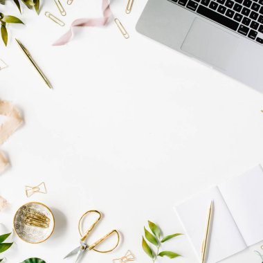 kadınsı ev ofis çalışma alanı