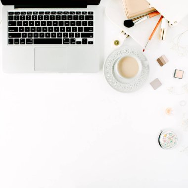 kadınsı ev ofis çalışma alanı