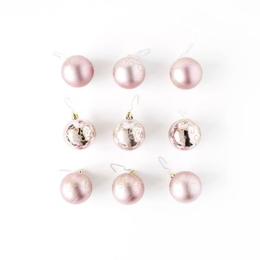 parlak Noel topları