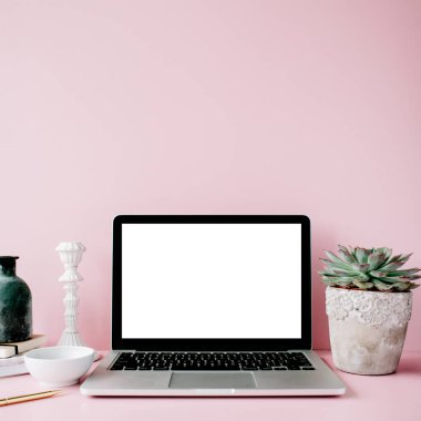 Boş ekranlı dizüstü bilgisayar