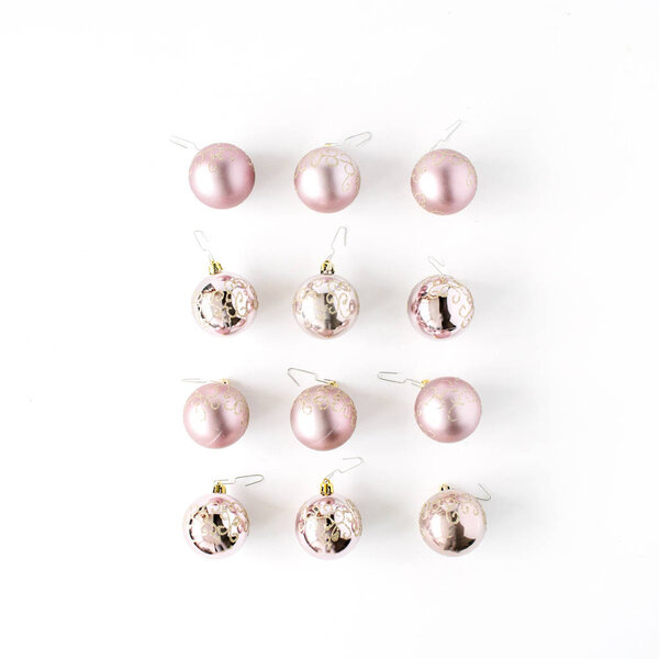 Яркие рождественские балы
