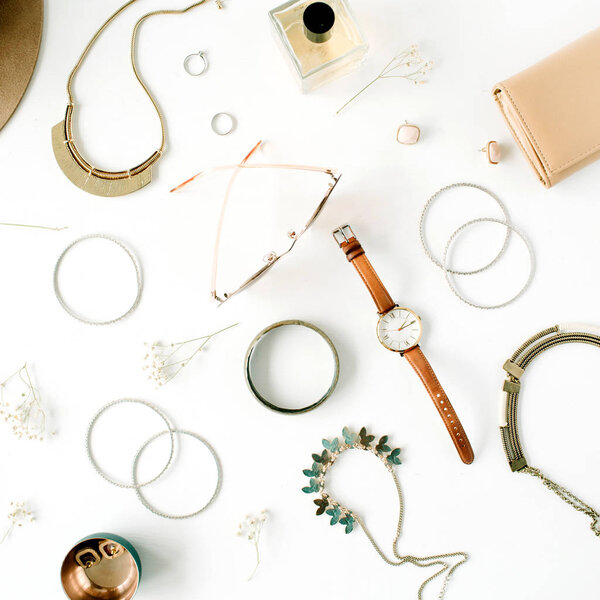 Современное и стильное оформление женских аксессуаров
