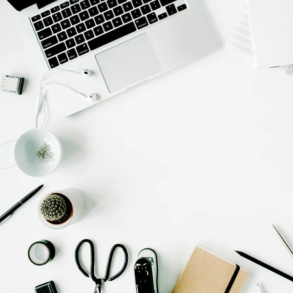 Trendy modern flat lay workspace — Stock Photo, Image