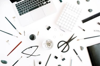 Üstten Görünüm office tablo Resepsiyon