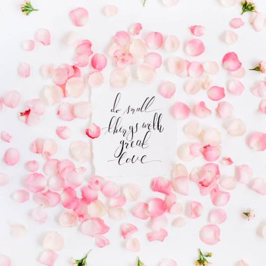 İnspirational alıntı hat ve çiçek desenli ile yapılan