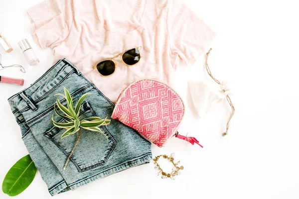 trendy kadınsı kıyafetler