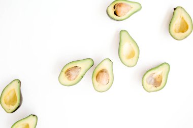 Dilimlenmiş ham avokado düzenleme