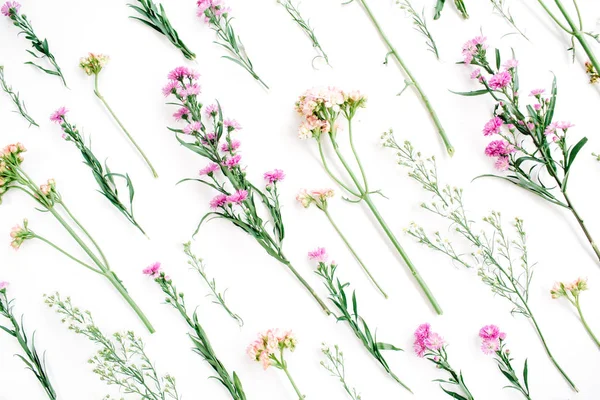 Çiçek desenli pembe ve bej kır çiçekleri ile