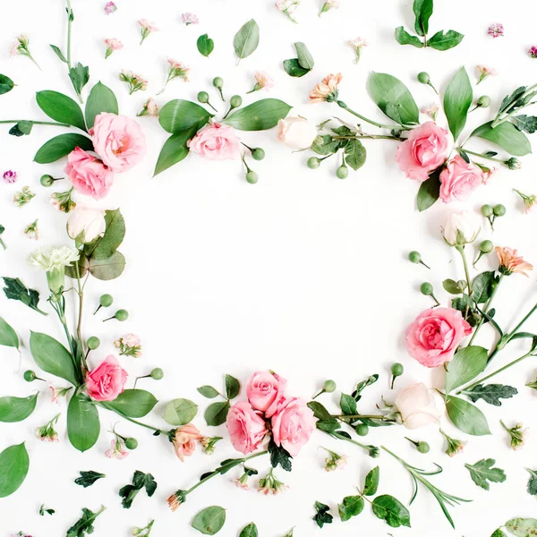 Round frame made of pink and beige roses — Stock Photo, Image
