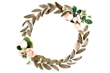 Yuvarlak kare çelenk Güllü