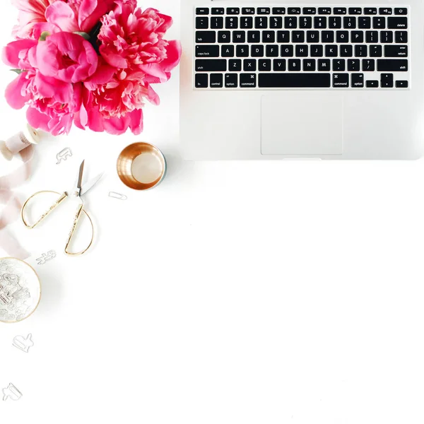 Workplace with laptop, golden scissors — Stock Photo, Image