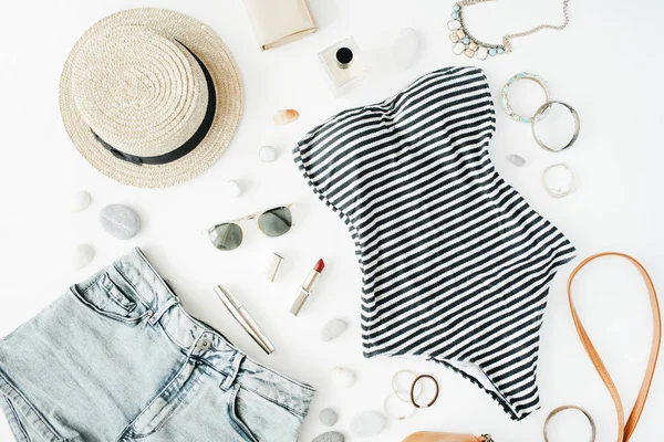 Kadınsı mayo plaj aksesuarları