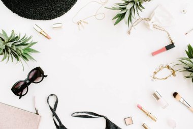 trendy kadınsı kıyafetler