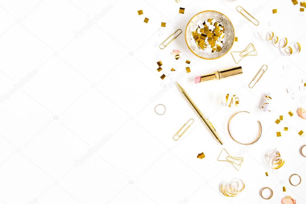 Gold style feminine accessories