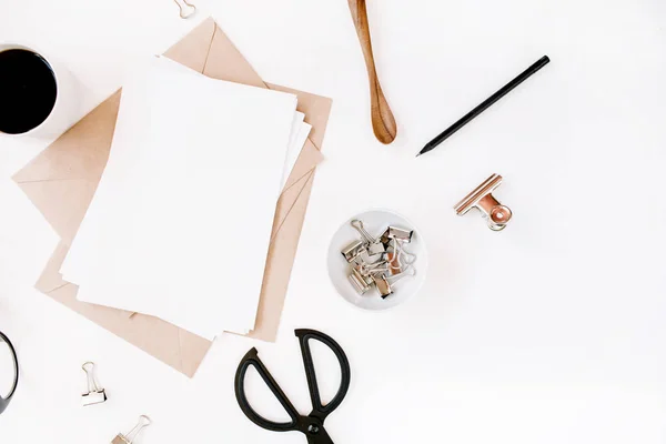 Mesa de escritório em casa mesa — Fotografia de Stock