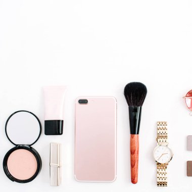 Kadın pembe özgü aksesuarlar