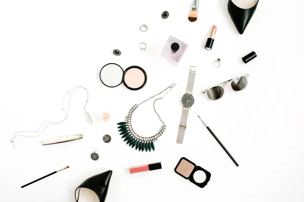 Vrouwelijke make-up accessoires — Stockfoto