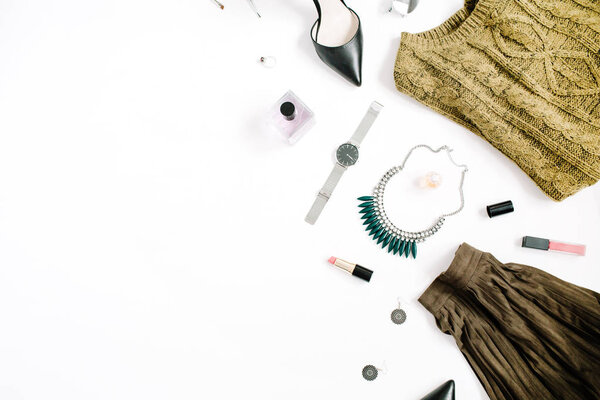 женская одежда и аксессуары
