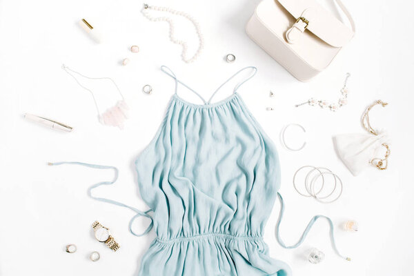 женская одежда и аксессуары
